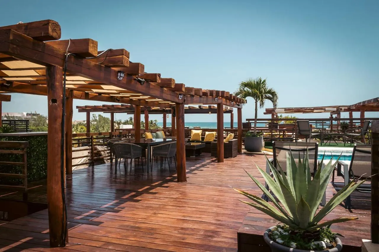 Aldea Thai Playa del Carmen Aparthotel